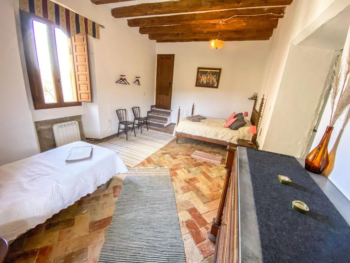 Casa Rural Sant Petrus De Madrona Otel Pinell de Solsones Dış mekan fotoğraf